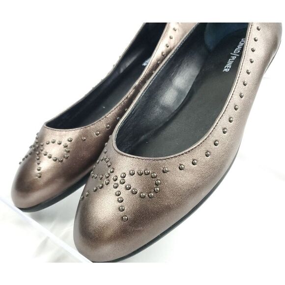 Donald Pliner Markie Flats - Picture 5 of 7